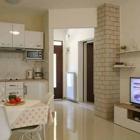 Apartments Supra Mare Rabac Exterior photo