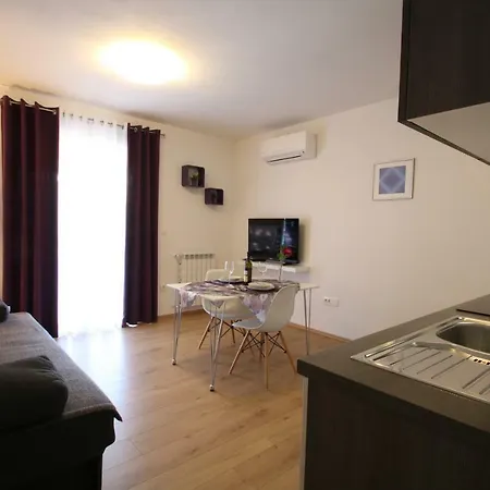 Apartments Supra Mare Rabac Exterior photo