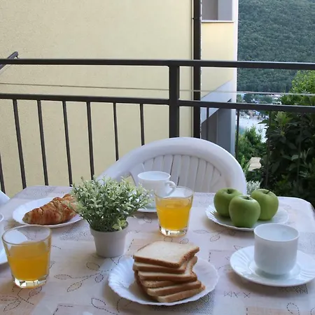 Apartments Supra Mare Rabac Exterior photo